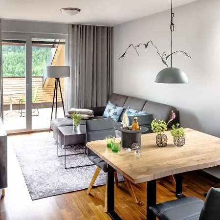 Der Sonnberg Alpinlodges - Apartments Mit Seeblick, Privater Sauna Und Self Check-In Zell am See Exterior photo