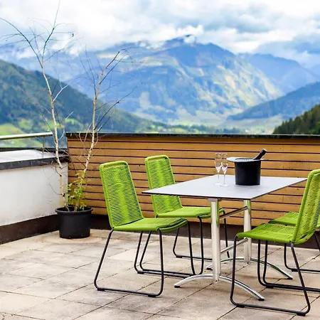 Der Sonnberg Alpinlodges - Apartments Mit Seeblick, Privater Sauna Und Self Check-In Zell am See Exterior photo
