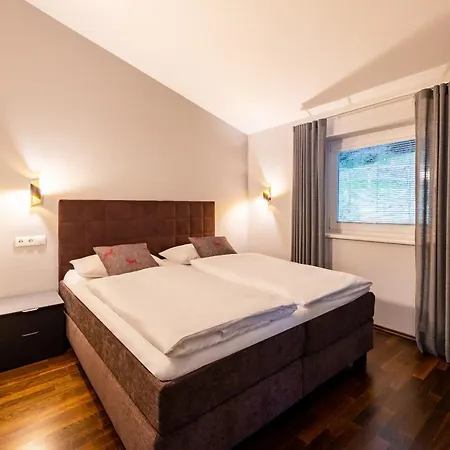 Der Sonnberg Alpinlodges - Apartments Mit Seeblick, Privater Sauna Und Self Check-In Zell am See Exterior photo