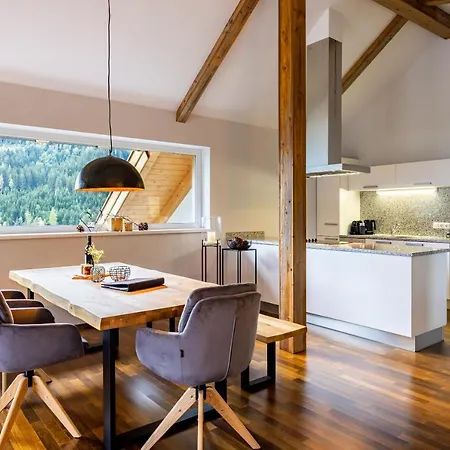Der Sonnberg Alpinlodges - Apartments Mit Seeblick, Privater Sauna Und Self Check-In Zell am See Exterior photo