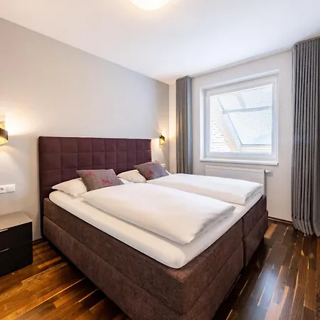 Der Sonnberg Alpinlodges - Apartments Mit Seeblick, Privater Sauna Und Self Check-In Zell am See Exterior photo
