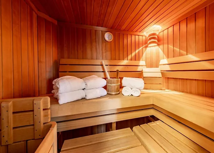 Der Sonnberg Alpinlodges - Apartments Mit Seeblick, Privater Sauna Und Self Check-In
