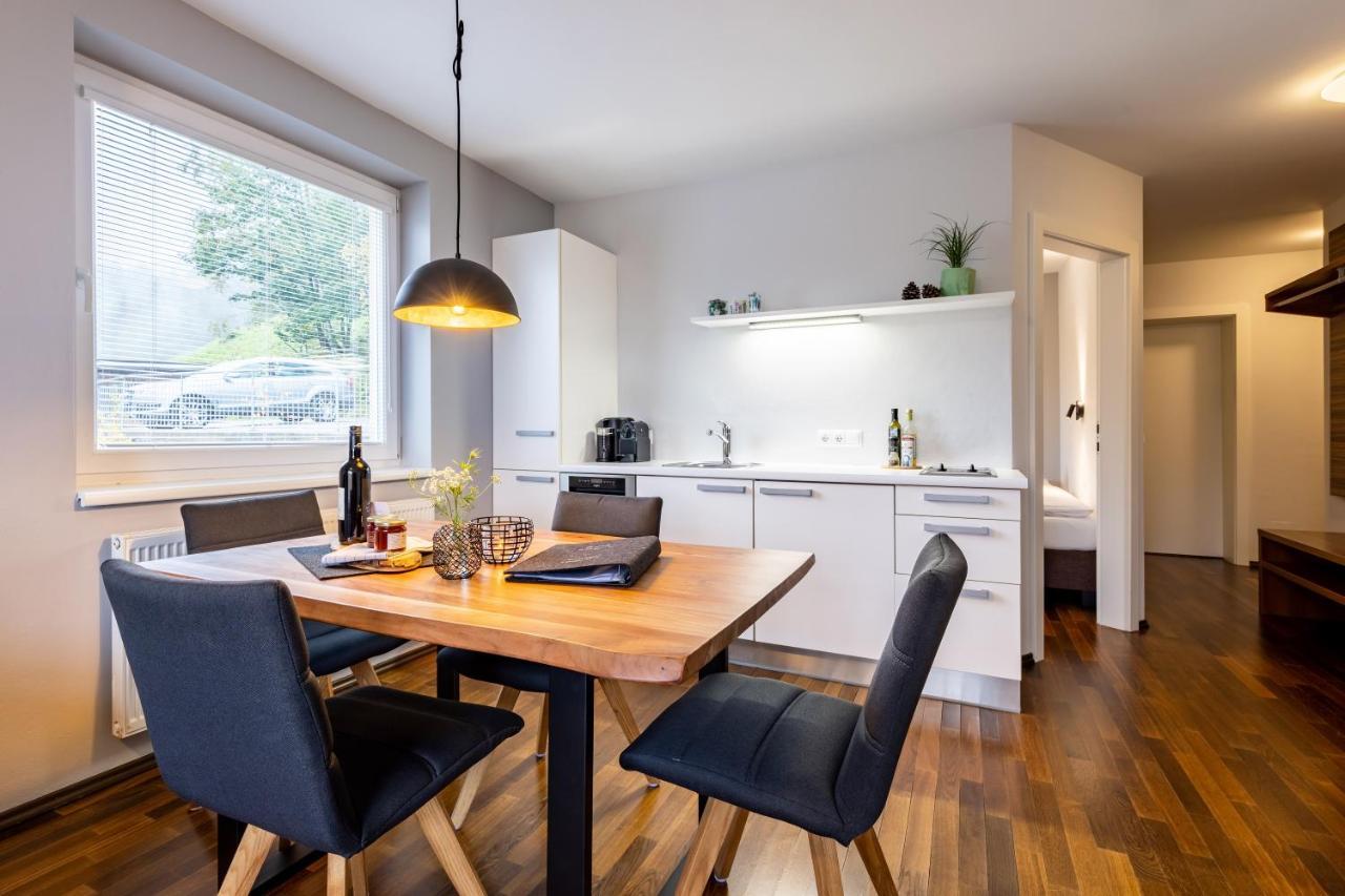 Der Sonnberg Alpinlodges - Mit Seeblick, Privater Sauna Und Self Check-in Zell am See