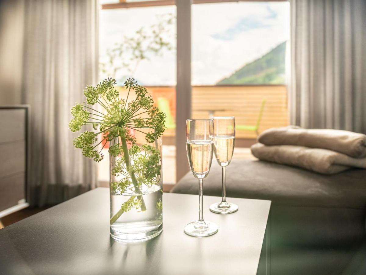 Der Sonnberg Alpinlodges - Mit Seeblick, Privater Sauna Und Self Check-in *