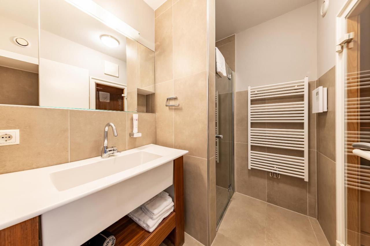 Der Sonnberg Alpinlodges - Mit Seeblick, Privater Sauna Und Self Check-in * Zell am See